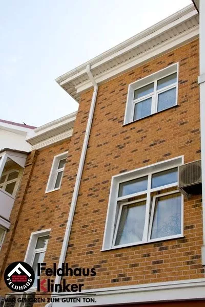 Клинкерная фасадная плитка R286NF9 Nolani, пестрая обожженная, "структура формбек" угольный нагар  2 - Тёплая Керамика - Изображение 6